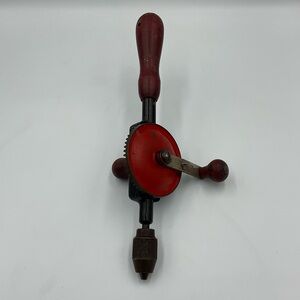 Vintage Millers Falls No. 77 Egg Beater Hand Drill with Enclosed Gears
